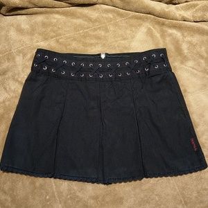 Reversible black and white pin stripe skirt